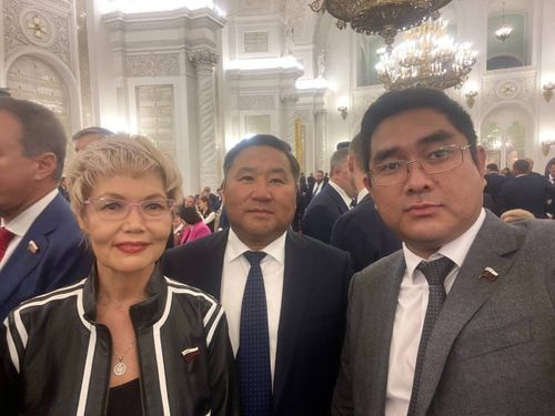 Төөгүлүг болуушкун.