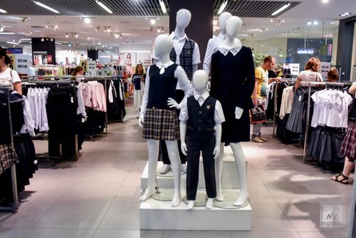 В России во втором полугодии 2024-го появится ГОСТ на школьную форму