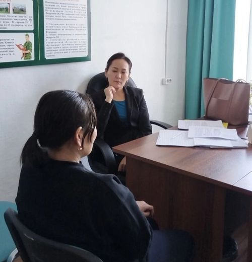 В Туве продолжается оказание психологической помощи детям участников СВО