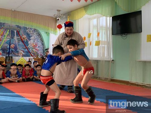 Маленькие «Орлы». Проект «Хуреш в детские сады»