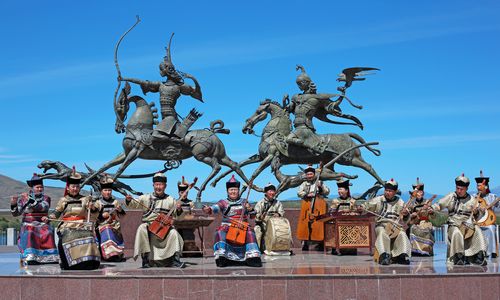 Май-оол Чооду стал призером межрегионального фотоконкурса «Народы Сибири: между прошлым и будущим»