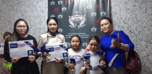 Учитель начальных классов рассказала, как тувинский язык помогает на уроке окружающего мира