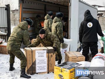 «Всё для Победы»: колонна с 50 тоннами гуманитарного груза отправилась из Кызыла на фронт