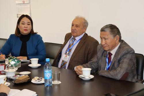 Вопросы профилактики социально-значимых заболеваний в Туве обсудили с известным ученым