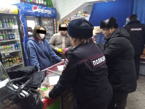 Рак с малиновым вкусом. Школьникам Кызыла продают вейпы