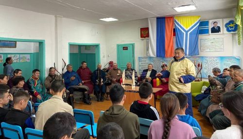 Тува отправляет «буханки» на фронт: поддержка военнослужащих в действии