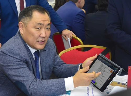 «Тувинская инициатива». Почему губернаторам было не до сна?