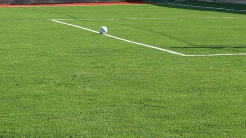 В Хандагайты появилось футбольное поле с искусственным покрытием