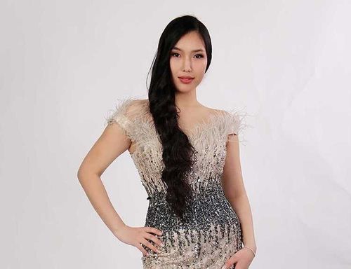 Диана Сат участвует в конкурсе «Мисс УИС-2021»