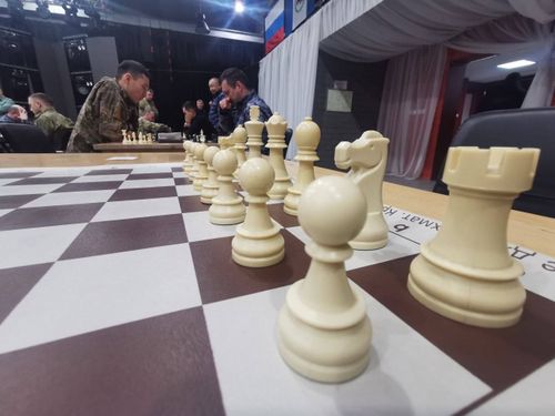Сотрудник тувинского ОМОН примет участие во всероссийском турнире по шахматам