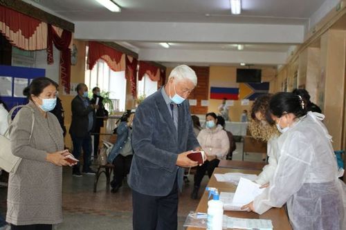 УБЕДИТЕЛЬНУЮ ПОБЕДУ НА ВЫБОРАХ В ТУВЕ ОДЕРЖАЛИ КАНДИДАТЫ ОТ "ЕДИНОЙ РОССИИ"