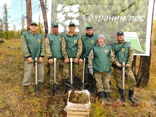 Дөрт муӊ ажыг чаш пөштү тарып олурткан