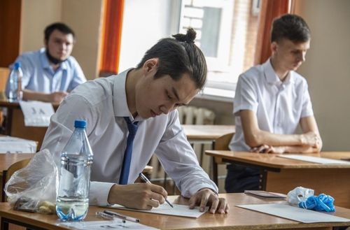 Доозукчулар техниктиг мергежилдерни шилип алыр апарган