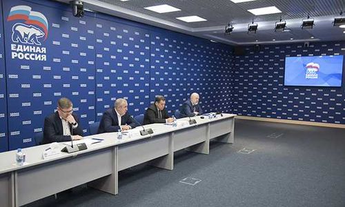 Пересмотр зарплат бюджетников и повышение доступности лекарств – «Единая Россия» о приоритетах работы