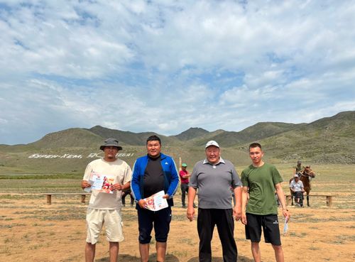 В Каа-Хемском районе прошли отборочные скачки в честь Наадыма