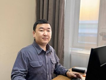 Бүгү назыда-даа ажылдаар...