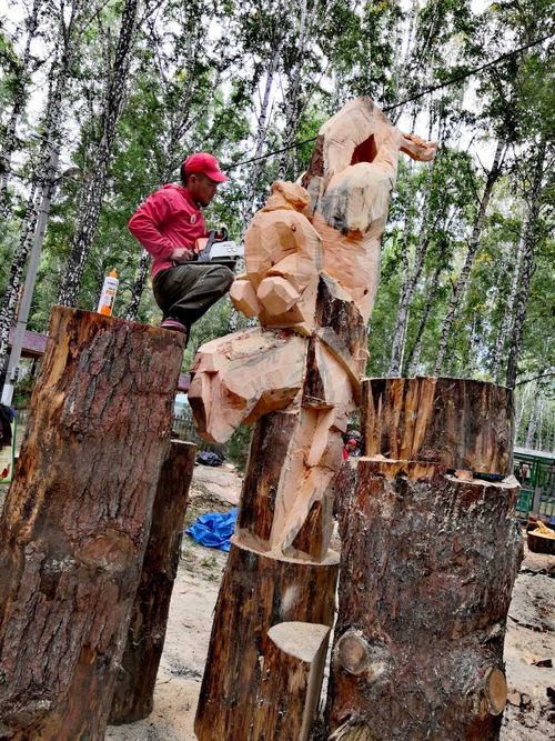 В «Центре Азии» пройдёт конкурс деревянных скульптур