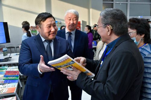 Владислав Ховалыг: "У тувинской науки есть не только достойное прошлое и настоящее, но и большое будущее"