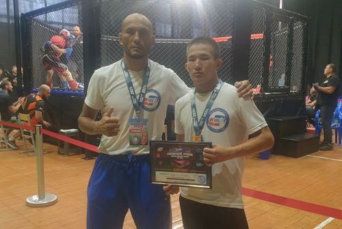 Зрелищные бои, желанные победы