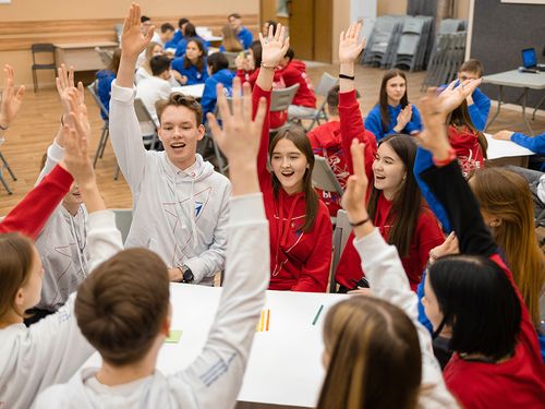 Школьники из Кызыла отправятся в Казань на Молодёжный слёт «Школьные клубы дипломатии»