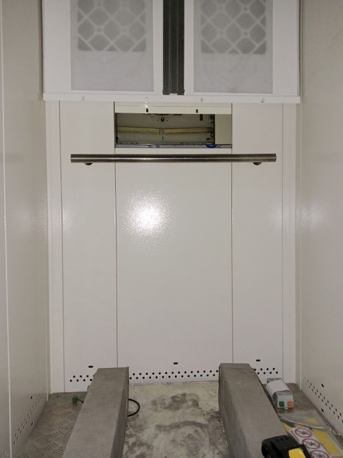 Замена лифтов в пяти жилых домах Кызыла близится к завершению