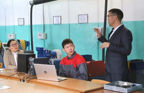 Аныяк бедик мергежилдиглер белеткелинге ужуп үнер шөлчүгеш