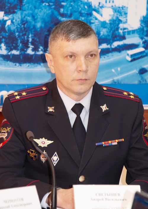 Светышев: "Водители должны соблюдать правила дорожного движения"