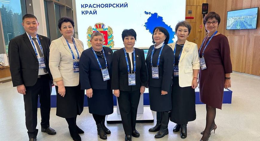 Тува на форуме муниципалитетов: «Большие решения малой Родины»