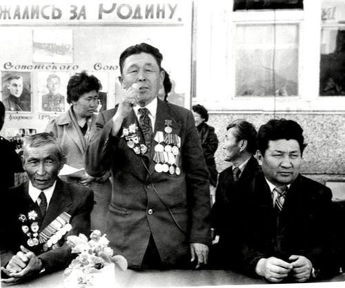 Көк-Чырааның маадырлары