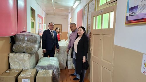 Ивижилерниң уругларынга белек