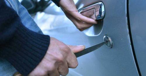 Мороз не убережет имущество автовладельцев