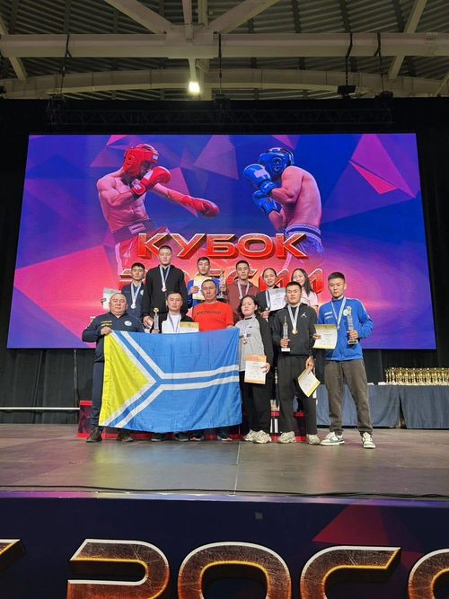 Спортсмены из Тувы показали впечатляющие результаты на Кубке России по кикбоксингу и чемпионате по сумо