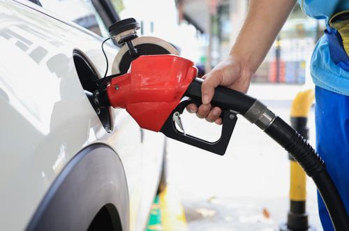 Правительство России продлило запрет на экспорт бензина до конца года