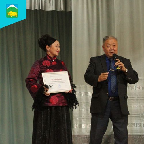 В Монгун-Тайгинском районе после капитального ремонта открылся драматический театр