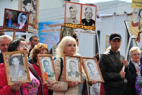 В честь 74-й годовщины Победы в Великой Отечественной войне в Кызыле прошёл Бессмертный полк