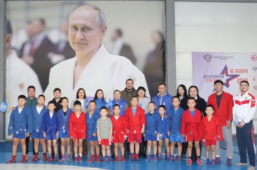 Самбо в Туве набирает силу: новый зал и поддержка партийцев