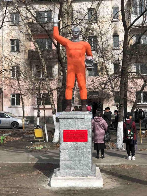 «Единороссы» Тувы провели квест-игру ко Дню космонавтики