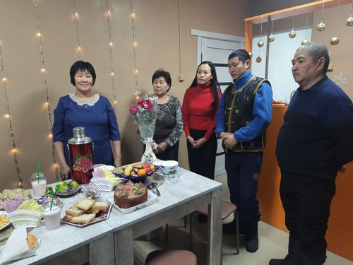 Соцконтракт. Молодая семья из Шагонара открыла кафе быстрого питания