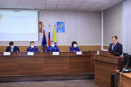 И.о. начальника управления Генпрокуратуры РФ по СФО Баир Доржиев принял участие в заседании коллегии Прокуратуры Республики Тыва