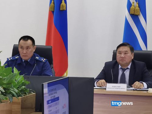 ЧИДИИ-БИЛЕ ДЕМИСЕЖИР