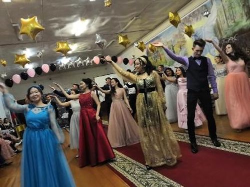 В Туве выпускные вечера пройдут с соблюдением правил СанПина