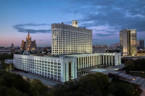 Правительство России планирует сократить штат госорганов на 10%