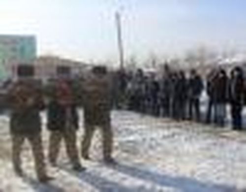 В гранит и бронзу превратив свои сердца