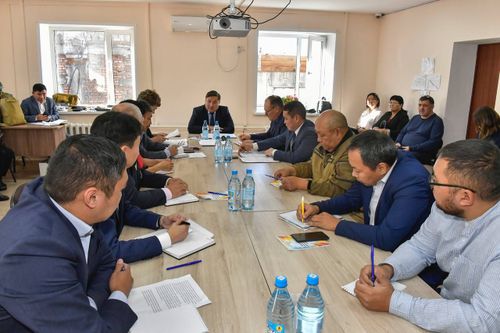 Тывадан кыйгыртканнарга 100 муң рубльге дузаламчы