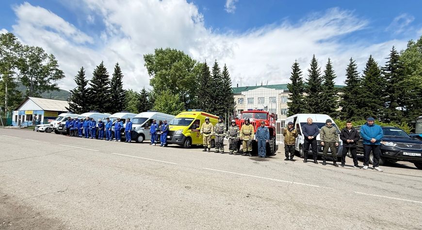 В Тандинском районе прошли учения, посвященные отработке действий при ДТП