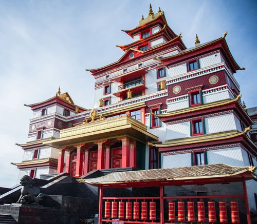 Россияда эң улуг сарыг шажын хүрээзи Тывада туттунган.