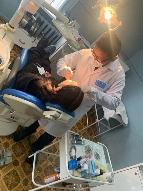 Школьники Каа-Хема познакомились с работой врача-стоматолога