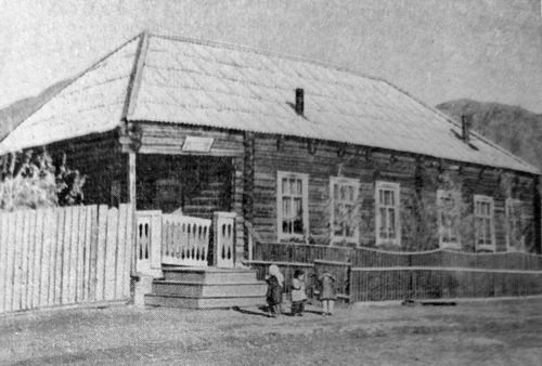 Төрээн черим эргим-не ийин!