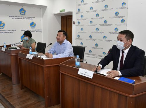 Владислав Ховалыг: «Поддержка материнства и детства должна быть своевременной»