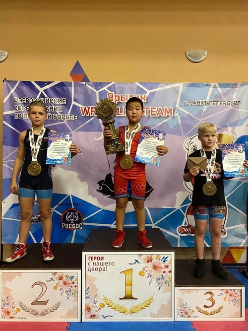 Алимбек Арандол стал победителем турнира в Санкт-Петербурге